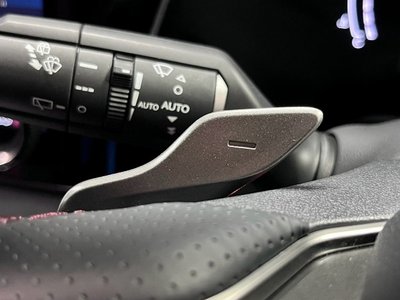 صورة مصغرة 36 لـ 2023 Lexus RX