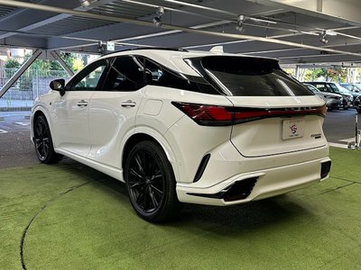 صورة مصغرة 68 لـ 2023 Lexus RX