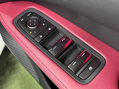 صورة مصغرة 53 لـ 2023 Lexus RX