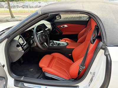 صورة 10 لـ 2026 BMW Z4