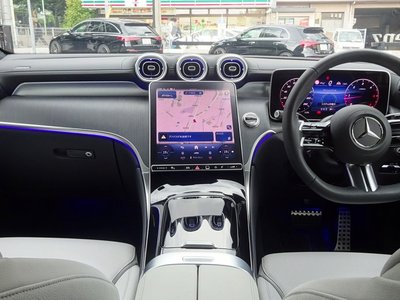 MERCEDES-BENZ GLC - 7