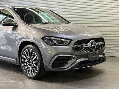 MERCEDES-BENZ GLA - 4