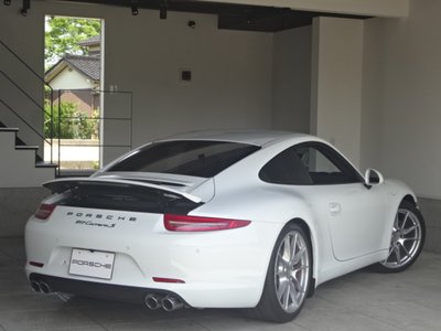 PORSCHE 911 - 9