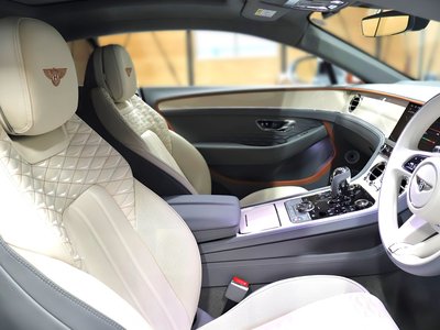 BENTLEY CONTINENTAL - 3