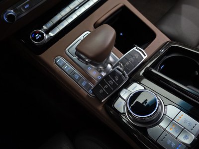 صورة مصغرة 12 لـ 2021 Genesis G90