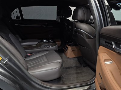 صورة مصغرة 18 لـ 2021 Genesis G90