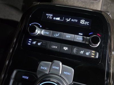 صورة مصغرة 25 لـ 2021 Genesis G90
