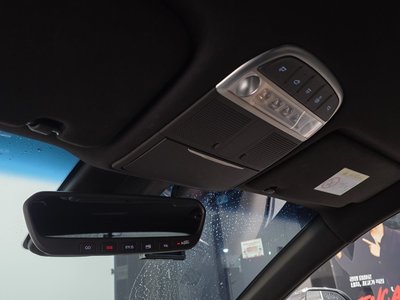 صورة مصغرة 35 لـ 2021 Genesis G90