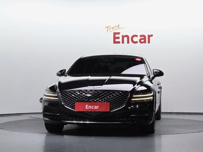 GENESIS G80 (RG3) - 2