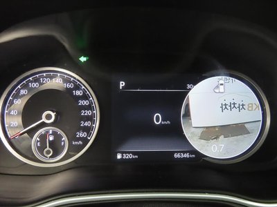 صورة 10 لـ 2020 Genesis GV80