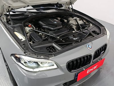 BMW 5 SERIES - 7
