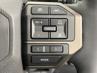 TOYOTA LAND CRUISER 250 - 8