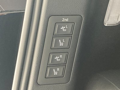 صورة مصغرة 50 لـ 2023 Toyota VELLFIRE