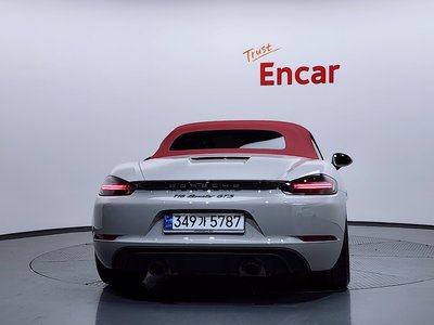 PORSCHE 718 BOXSTER - 3