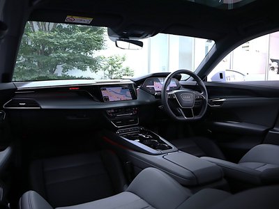 صورة مصغرة 41 لـ 2024 AUDI E-TRON GT QUATTRO