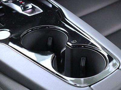 صورة مصغرة 40 لـ 2024 AUDI E-TRON GT QUATTRO