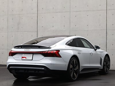 صورة مصغرة 13 لـ 2024 AUDI E-TRON GT QUATTRO