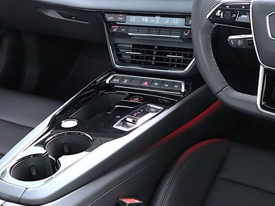صورة مصغرة 33 لـ 2024 AUDI E-TRON GT QUATTRO