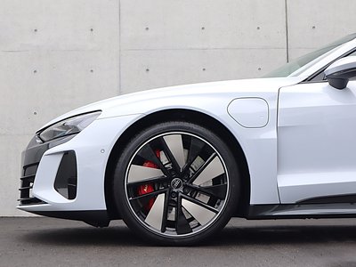 صورة مصغرة 21 لـ 2024 AUDI E-TRON GT QUATTRO