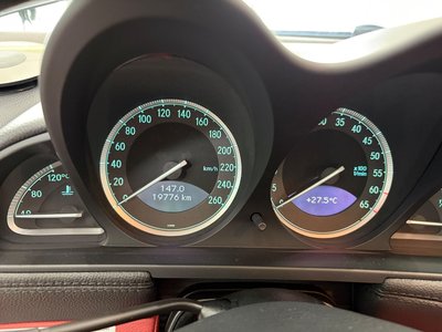 2005 Mercedes-BENZ SL thumbnail 23