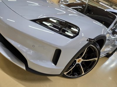 2024 Porsche TAYCAN 照片 4