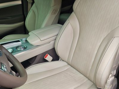 GENESIS GV80 - 10