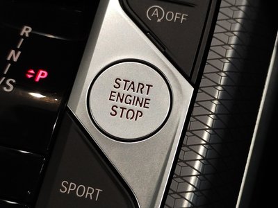 صورة مصغرة 31 لـ 2025 BMW 3 SERIES