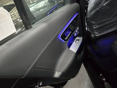 MERCEDES-BENZ GLC - 2