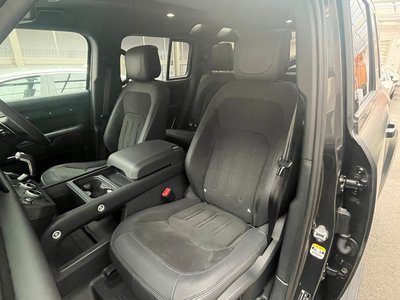 LAND ROVER DEFENDER - 9