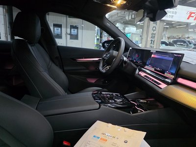 2026 BMW 5 SERIES 照片 3
