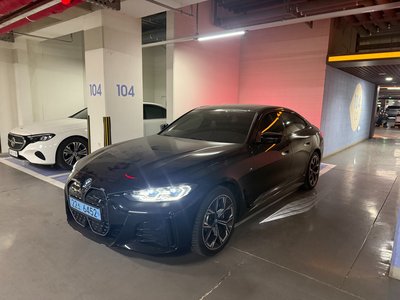 BMW I4 - 4