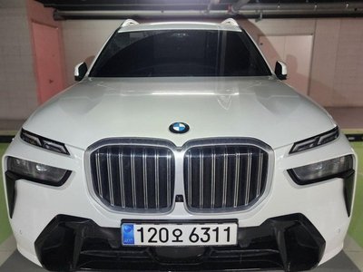 BMW X7 - 1