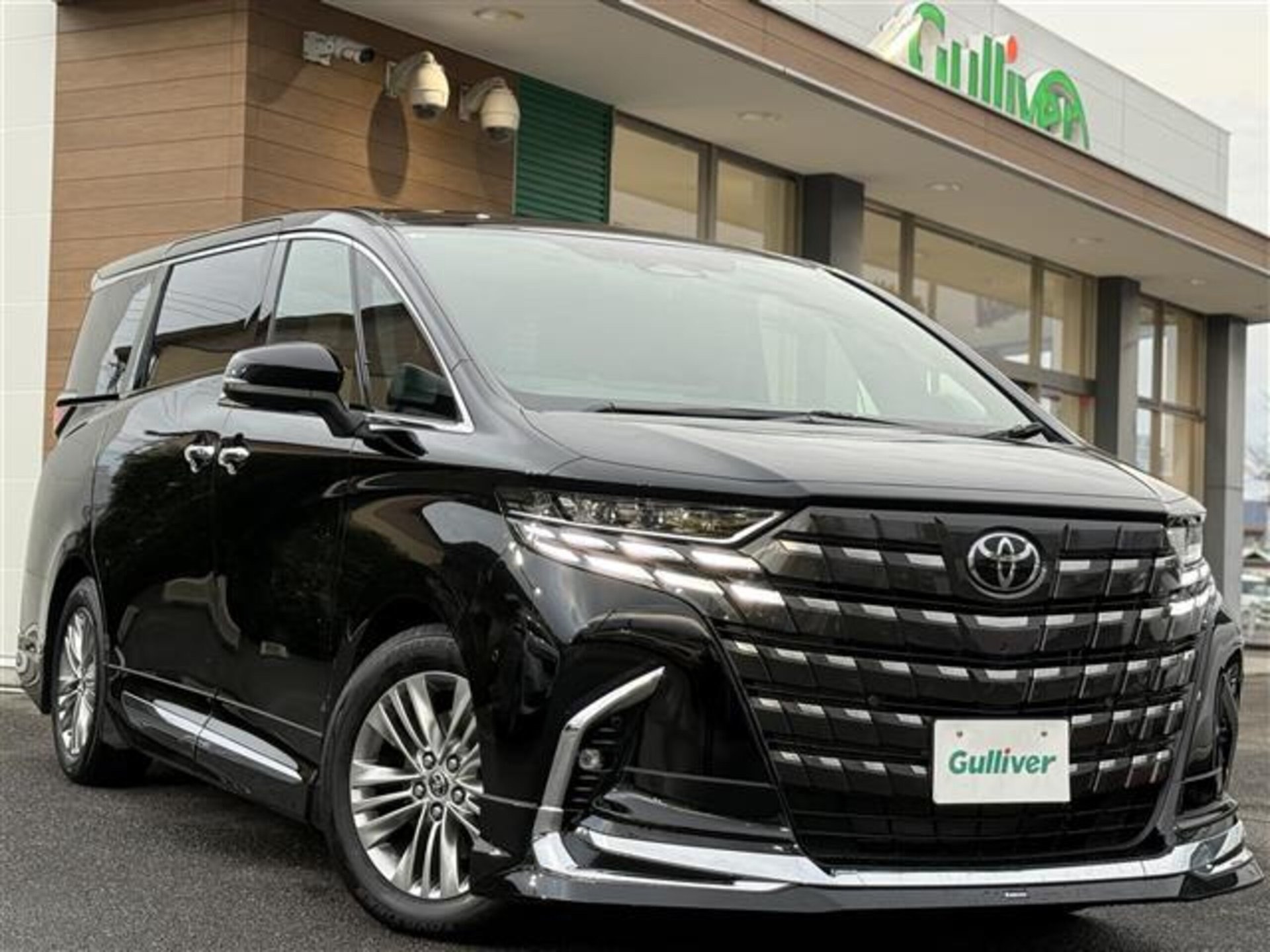 TOYOTA ALPHARD - View 1