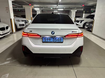 صورة 3 لـ 2024 BMW I5