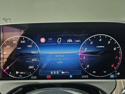 MERCEDES-BENZ E-CLASS - 8