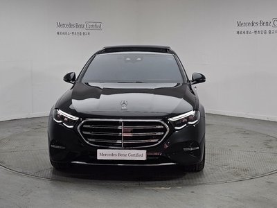 MERCEDES-BENZ E-CLASS - 2