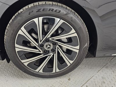 MERCEDES-BENZ E-CLASS - 6