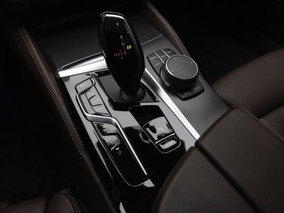 BMW 6 SERIES GT - 9