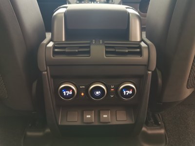 2023 LAND Rover DEFENDER — миниатюра 13