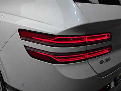 GENESIS GV80 - 10