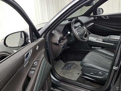 GENESIS GV80 - 10