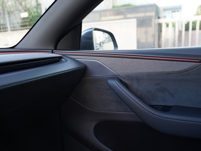 2026 Tesla MODEL Y thumbnail 19