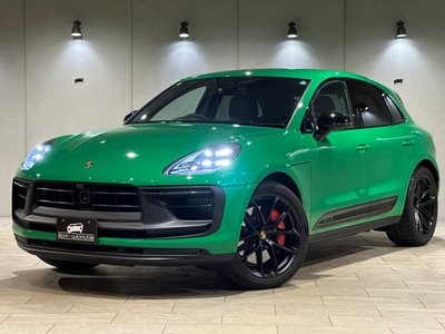 PORSCHE MACAN - 1