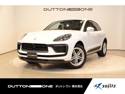 PORSCHE MACAN - 1