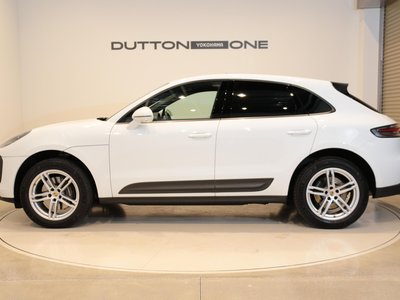 PORSCHE MACAN - 9