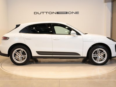 PORSCHE MACAN - 8