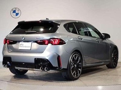 2024 BMW 1 SERIES 照片 2