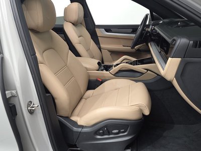 PORSCHE CAYENNE - 10