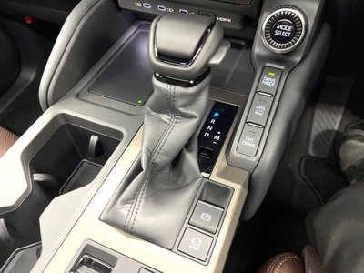 2025 Toyota LAND CRUISER 250 — миниатюра 67