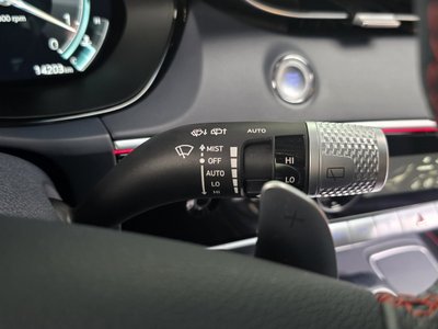 2023 Genesis GV70 — миниатюра 30